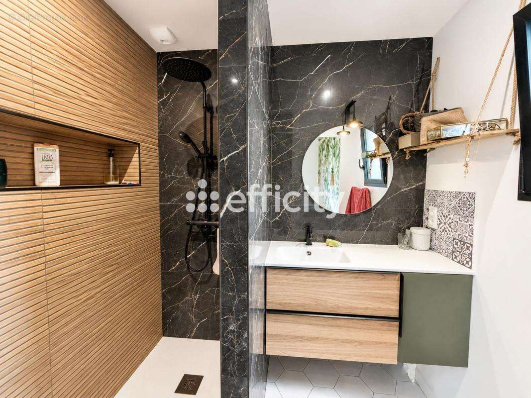 Maison 150 m² à Saint-Erblon  - photo 9