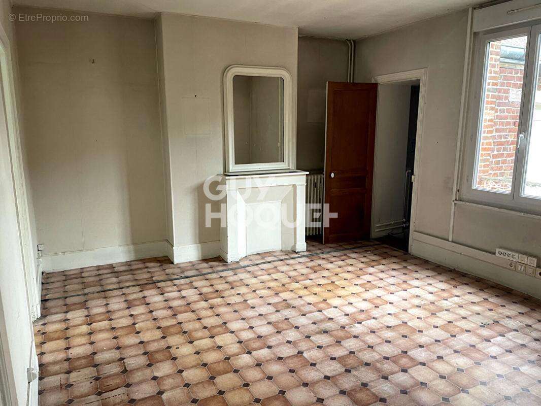 Immeuble de bureaux St just en Chaussée - photo 2