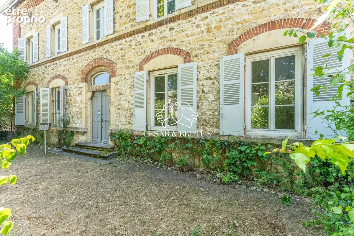 Maison 272 m² à Meximieux  - photo 4