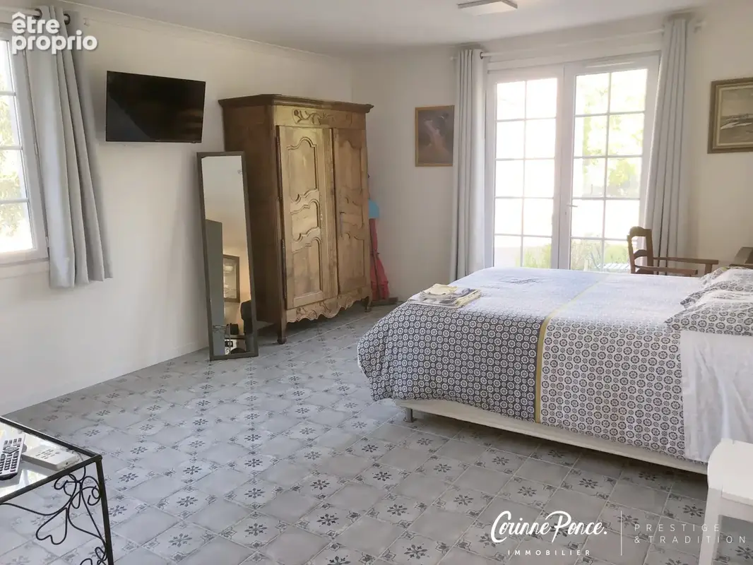 Nîmes Cigale propriété de caractère avec Mazet Corinne Ponce immobilier - photo 19