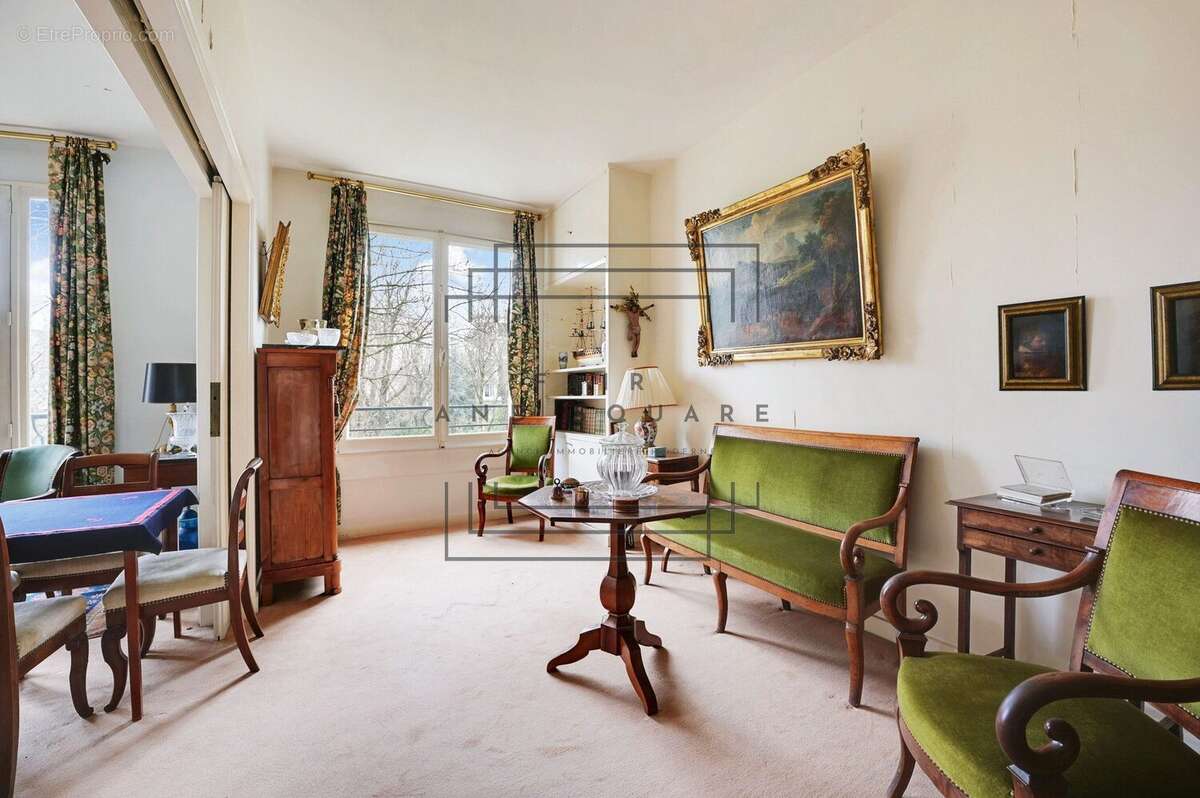 Appartement à NEUILLY-SUR-SEINE