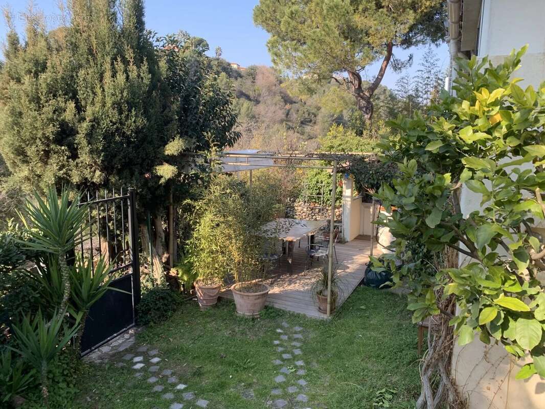 Maison à CAGNES-SUR-MER