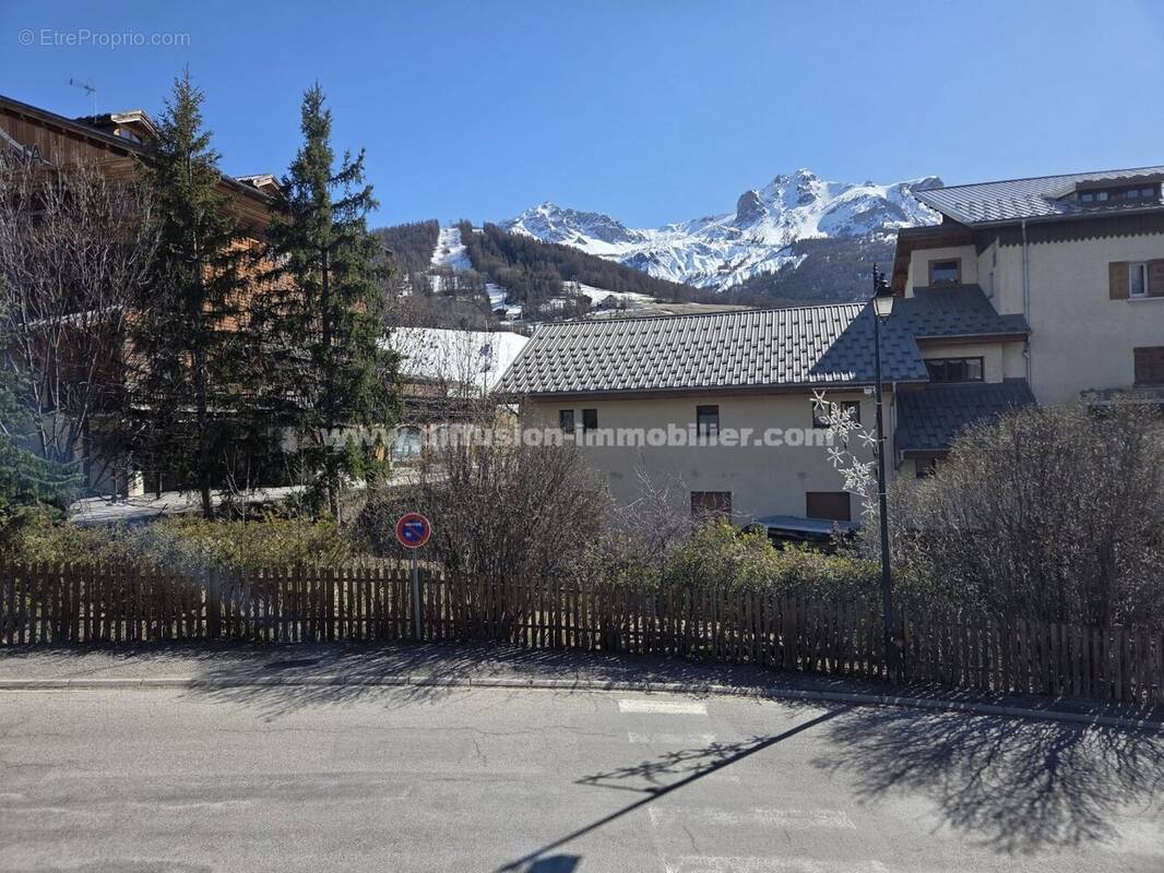 Appartement à LES THUILES