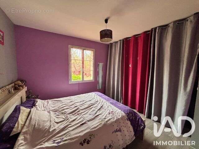 Maison 137 m² à Angervilliers  - photo 8