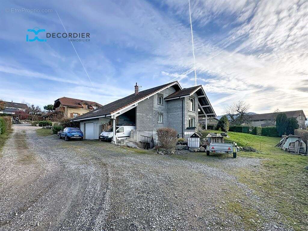 Maison à CHAMPANGES