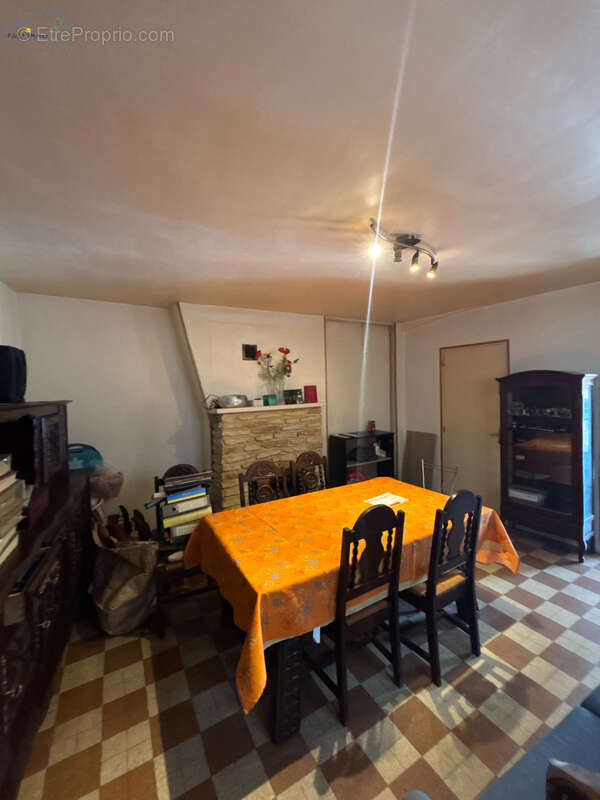 Maison à BERNAVILLE