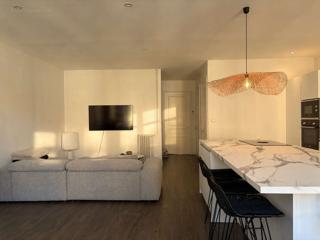 Appartement à SAINT-ETIENNE