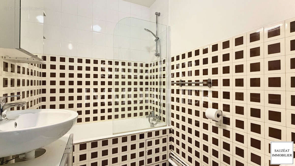 Appartement à MONTROUGE
