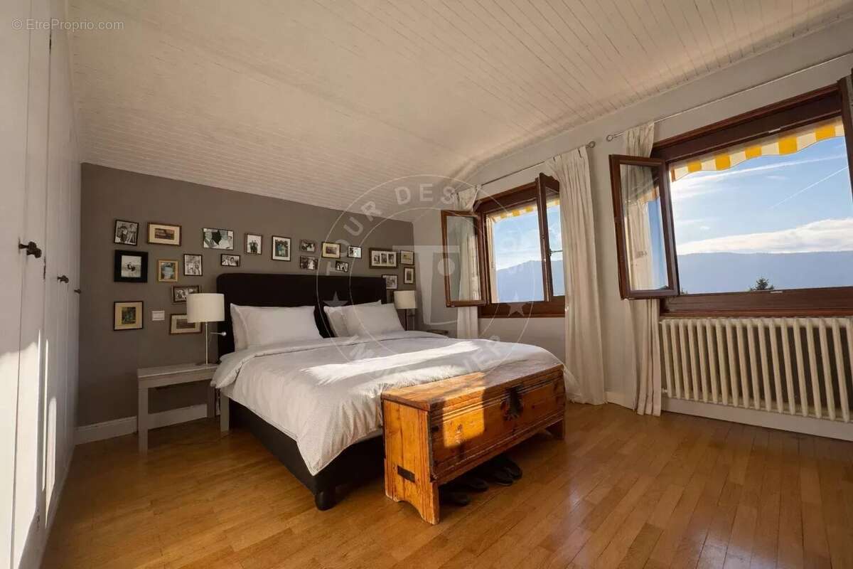 Maison à VEYRIER-DU-LAC