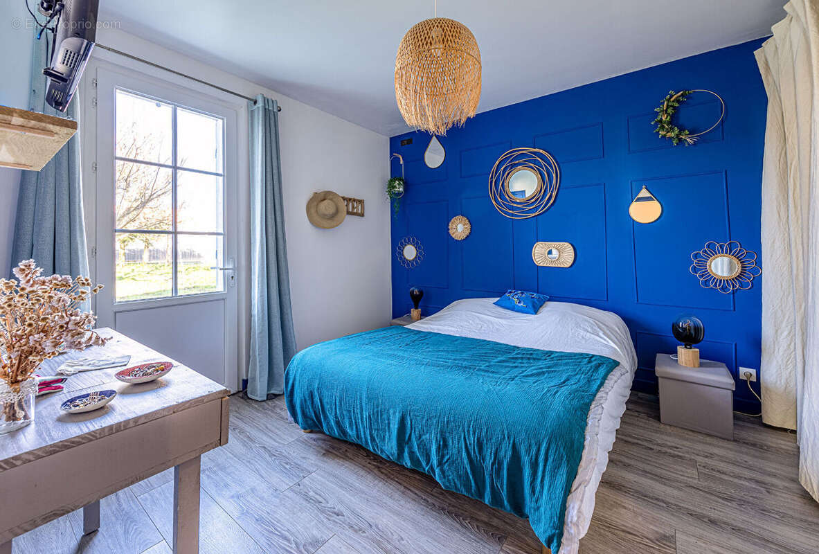 Maison à MORNAC-SUR-SEUDRE