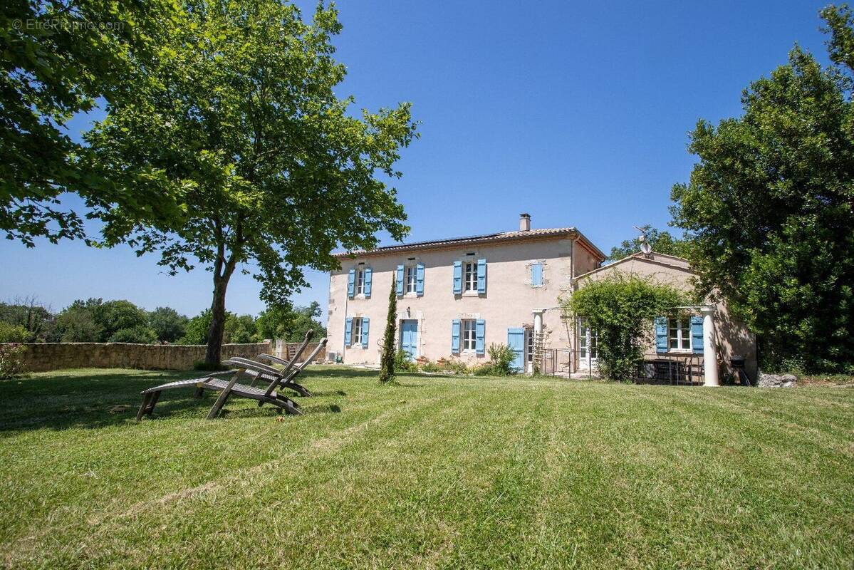 Maison à LA ROMIEU