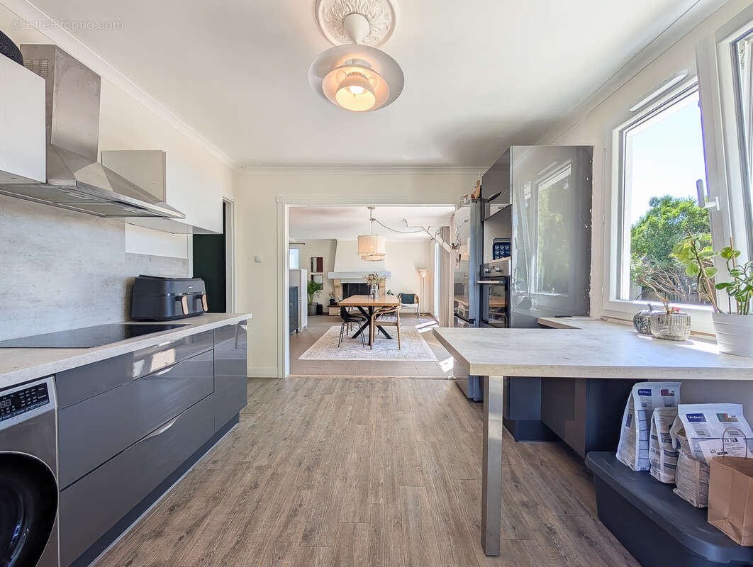 Maison familiale de 133 m2 à Galluis - photo 4