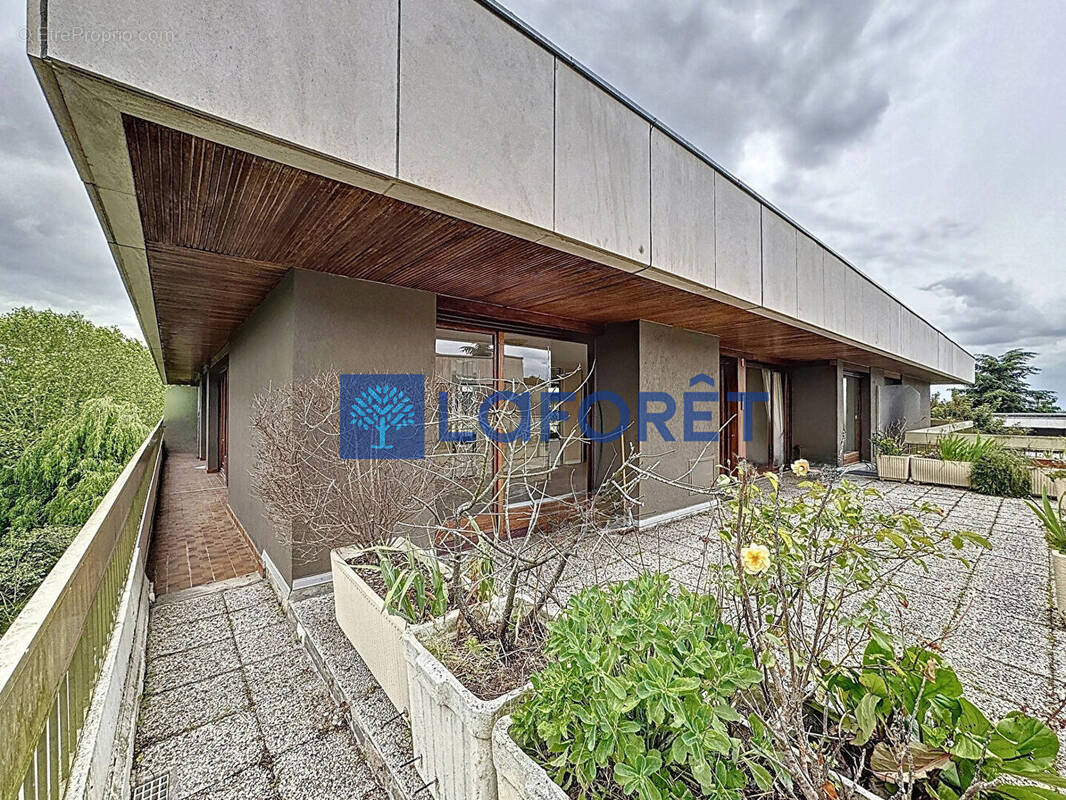 Appartement à NOISY-LE-ROI