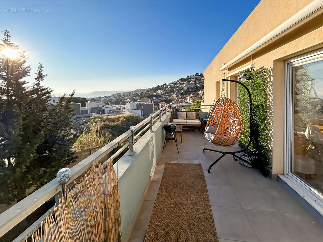 Appartement à MARSEILLE-15E