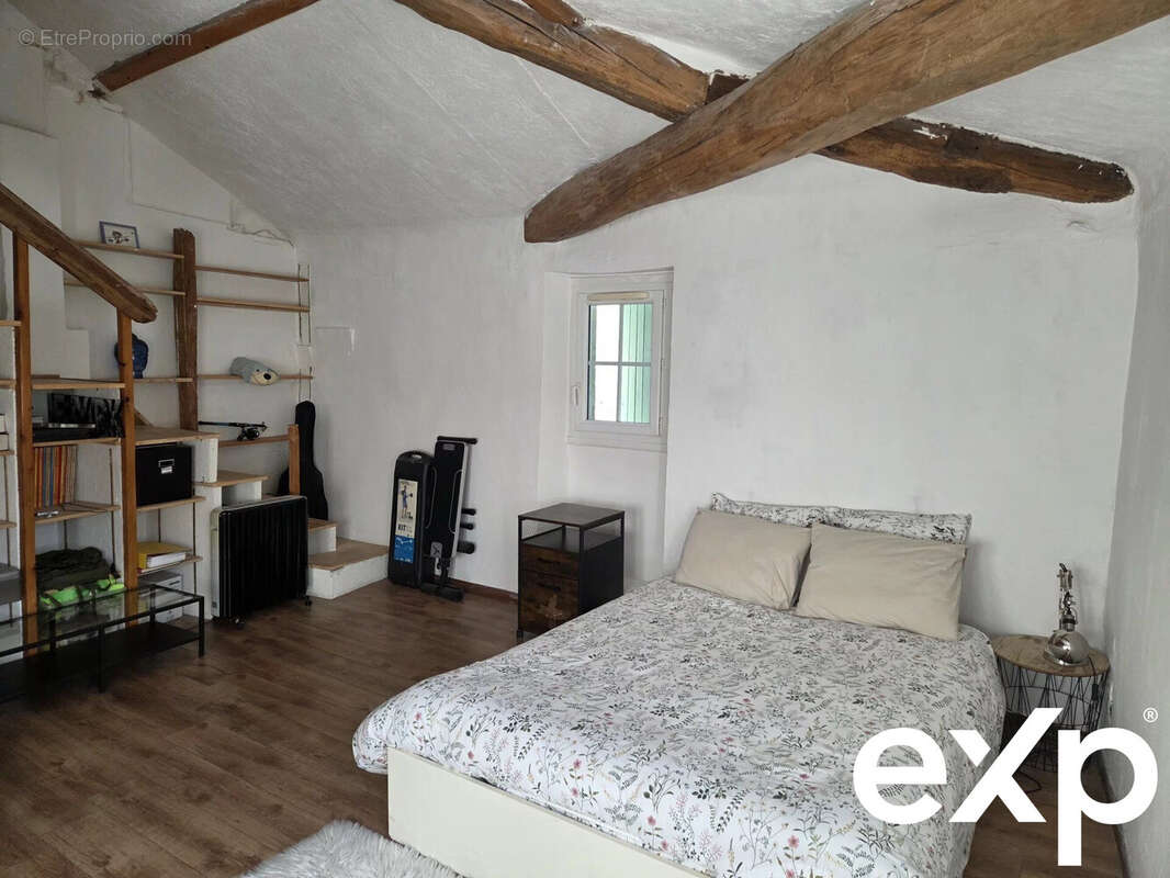 Appartement à PIGNANS