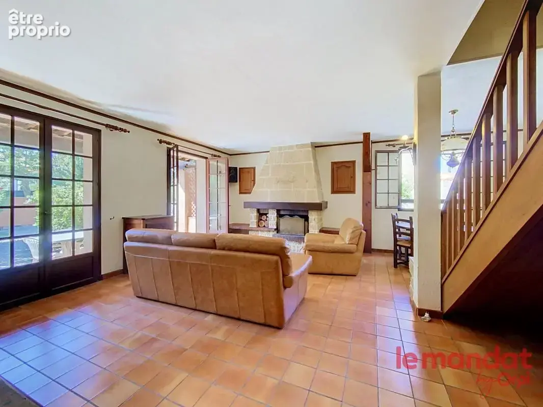 Maison À Vendre - photo 3