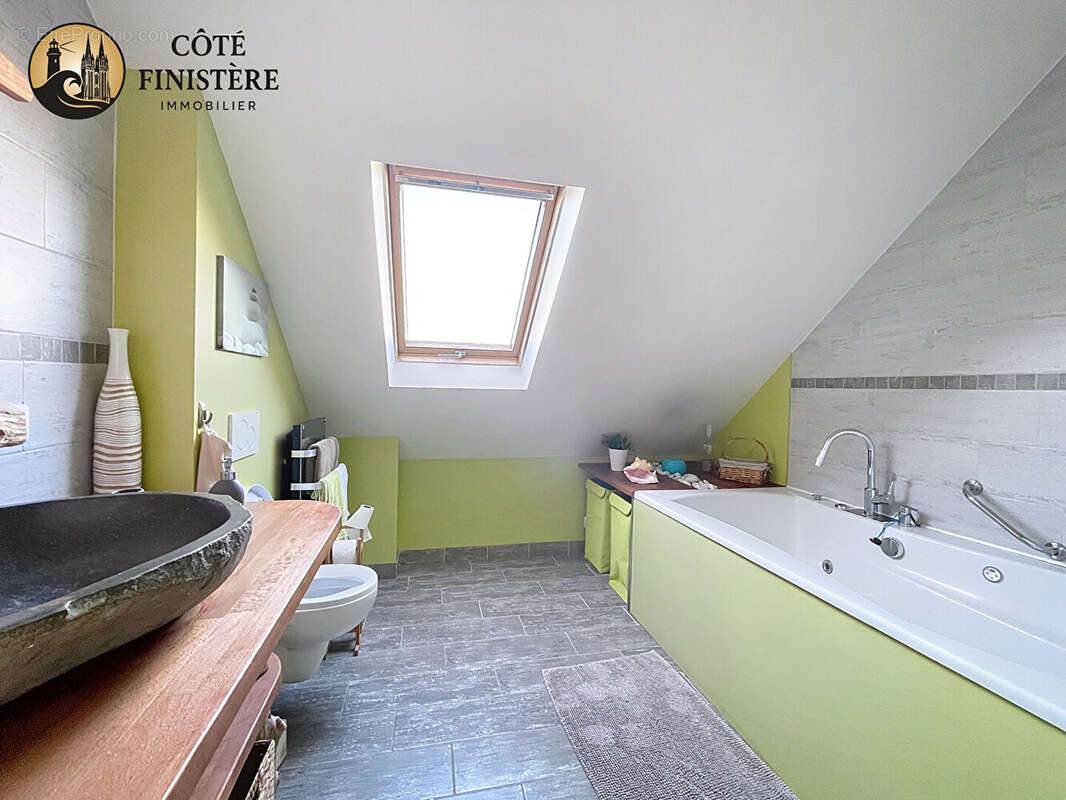 Appartement à PENMARCH