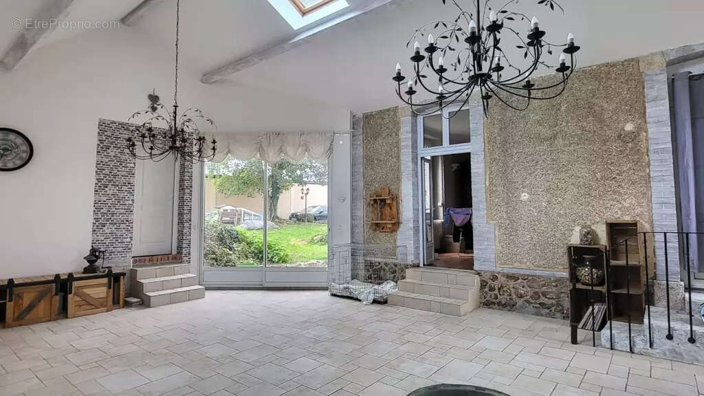 Maison à BAILLEAU-ARMENONVILLE