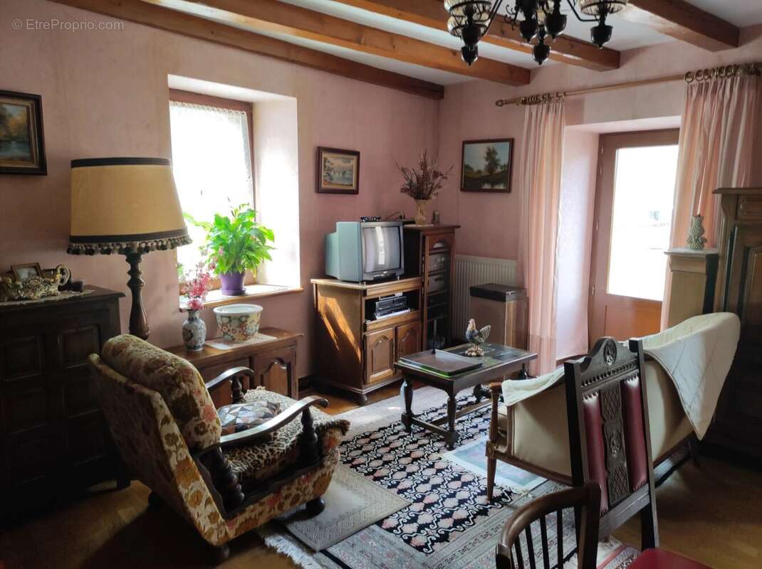 Maison à CHATELAUDREN