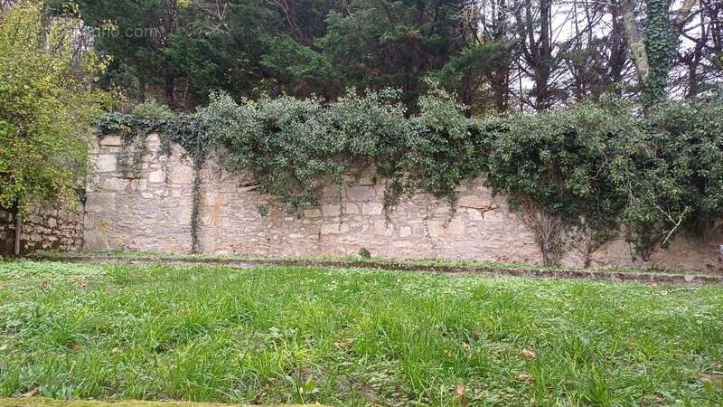 Maison à SAVIGNAC-LES-EGLISES