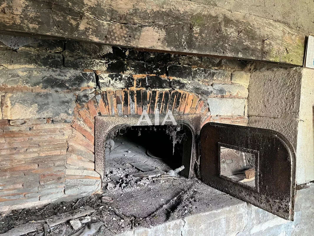 Charmante propriété à rénover avec dépendances - photo 18