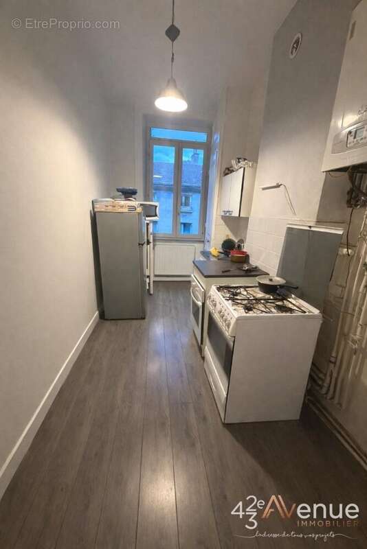 Appartement à SAINT-ETIENNE