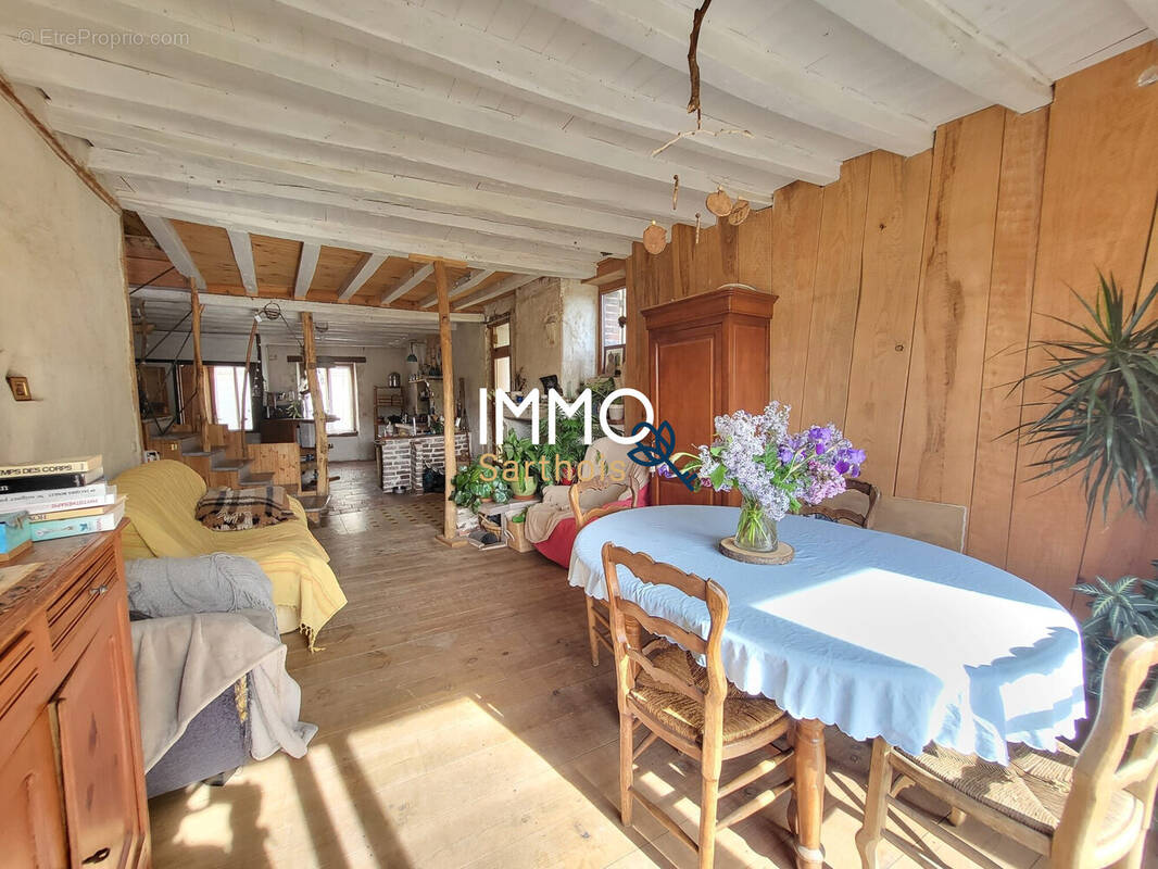 Maison à BEAUMONT-PIED-DE-BOEUF