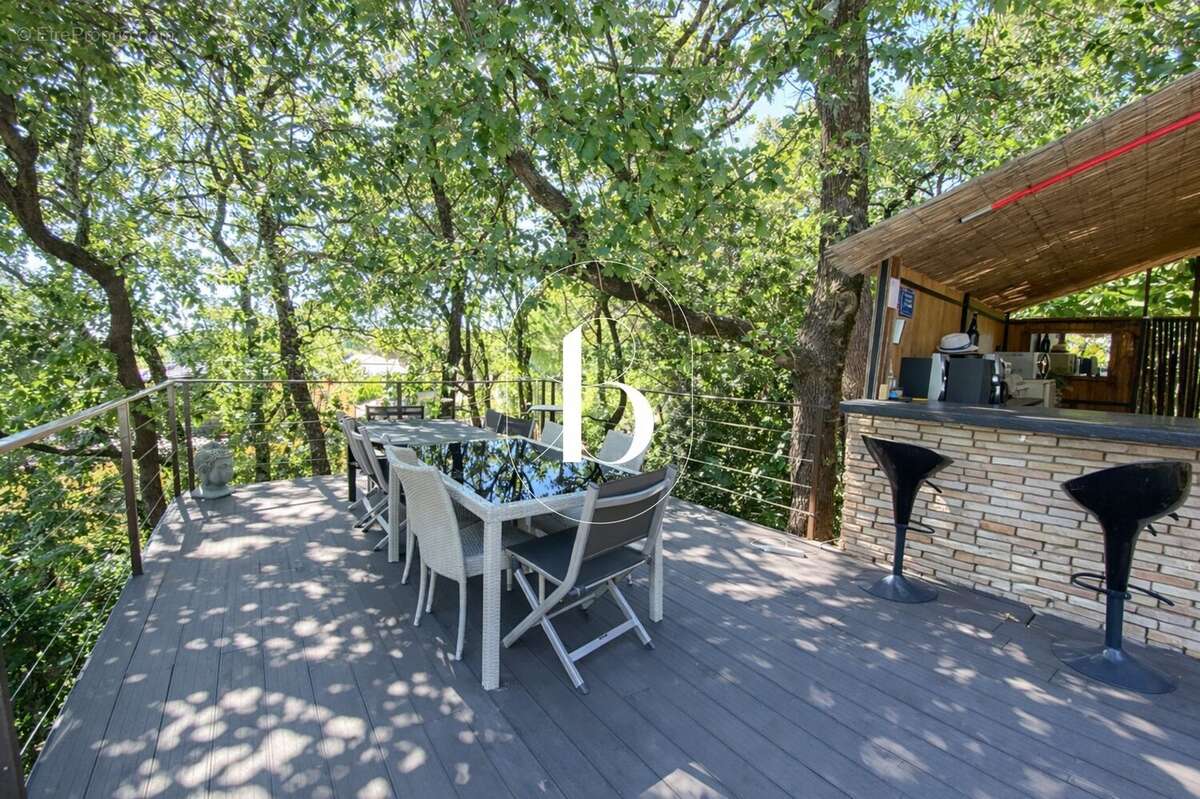 Maison à UZES