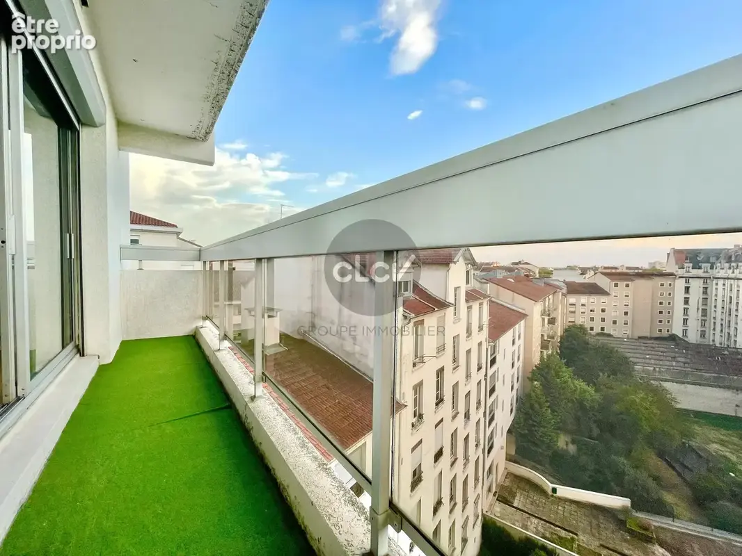 Studio 27 m² Dernier étage Métro Garibaldi 69007 LYON - photo 2