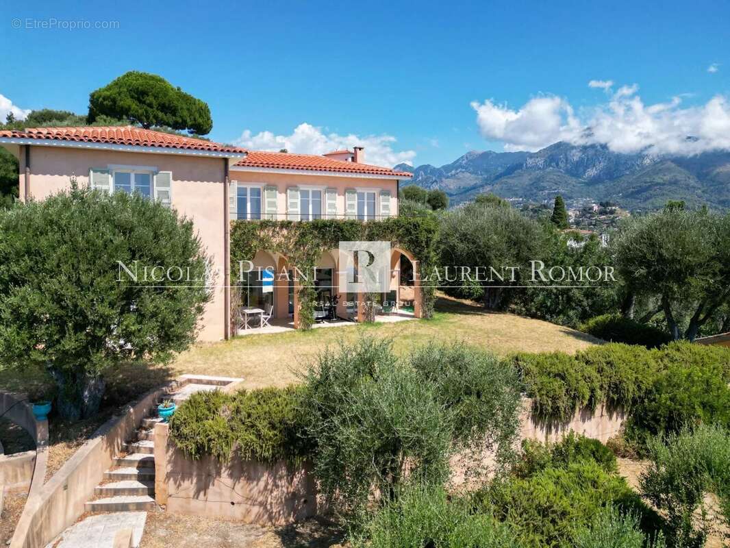 Maison à MENTON