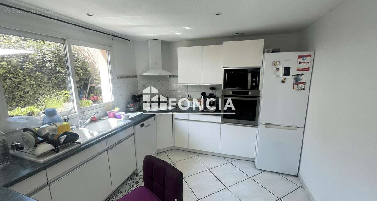 Appartement à SAINT-JUERY