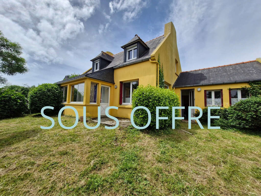 Maison à ROSCANVEL