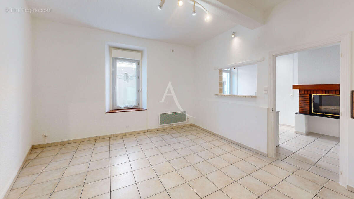 Maison à SAINTE-EULALIE