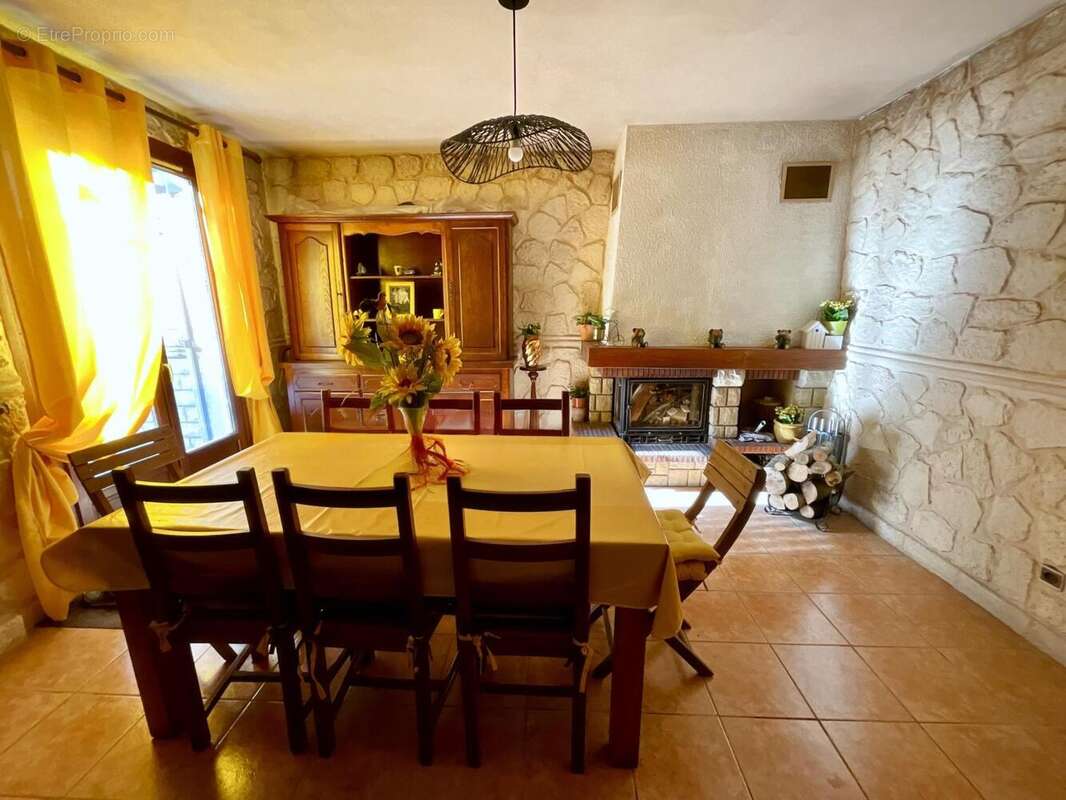 Photo 2 - Maison à CREIL