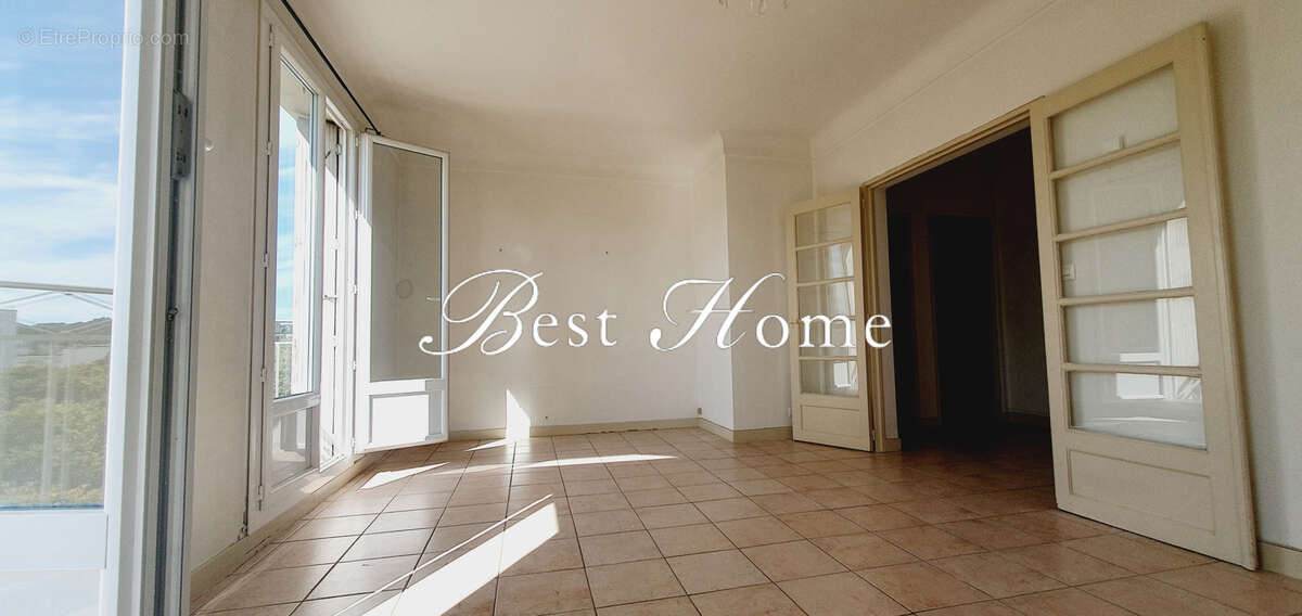 Appartement à NIMES