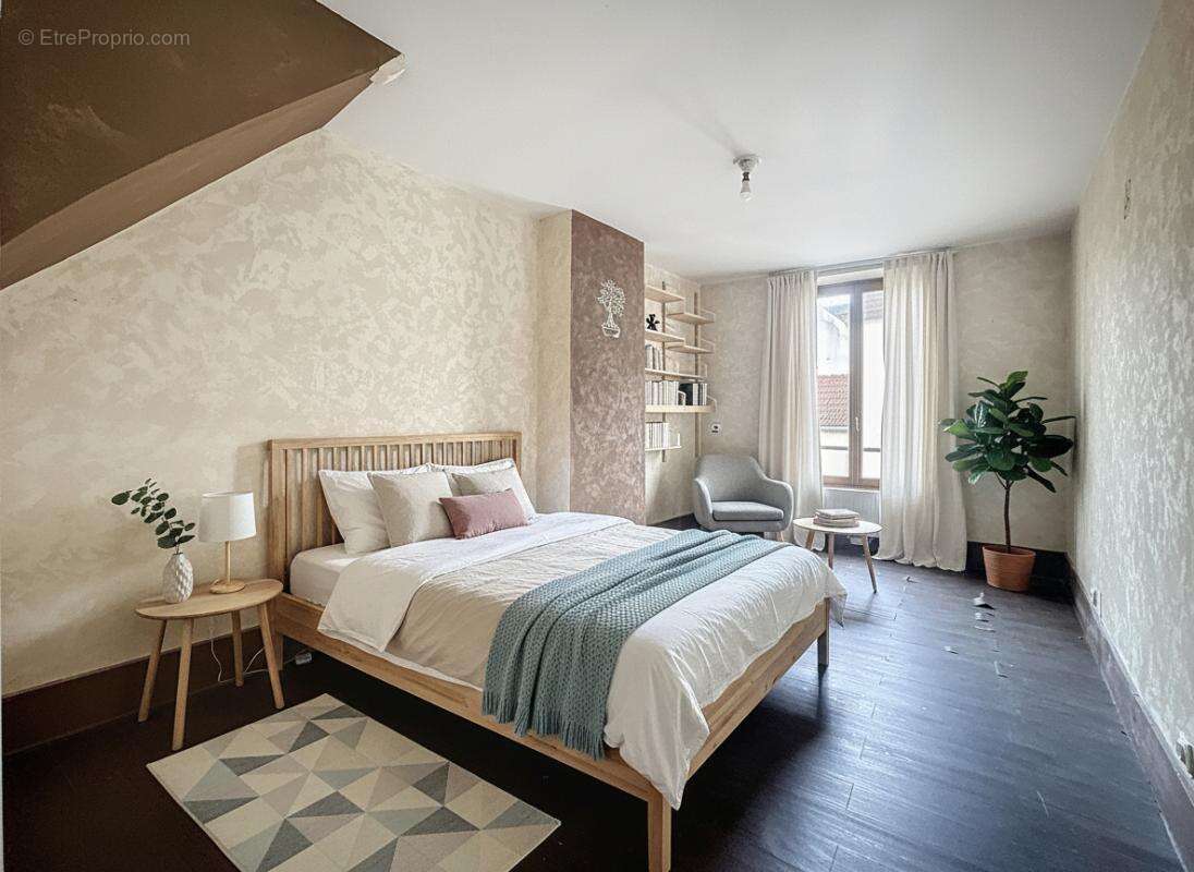 Appartement à IGNY