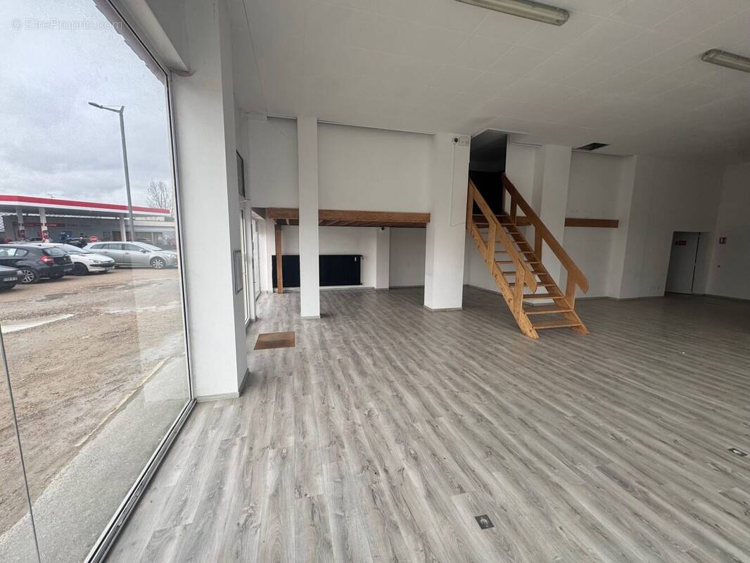 Commerce à SOISSONS