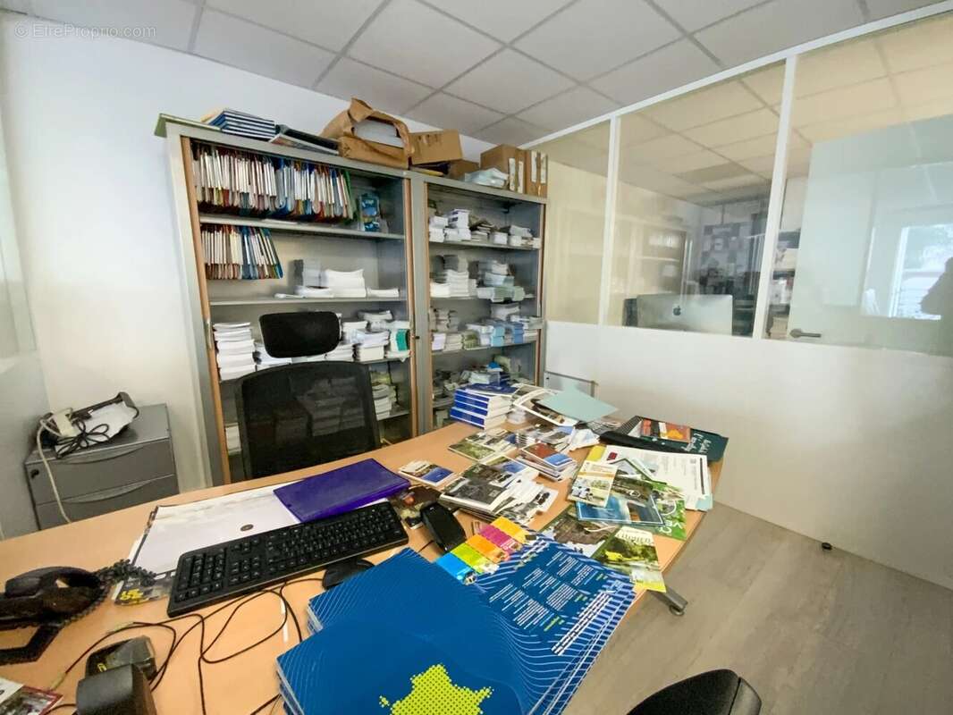 Commerce à LE RAINCY