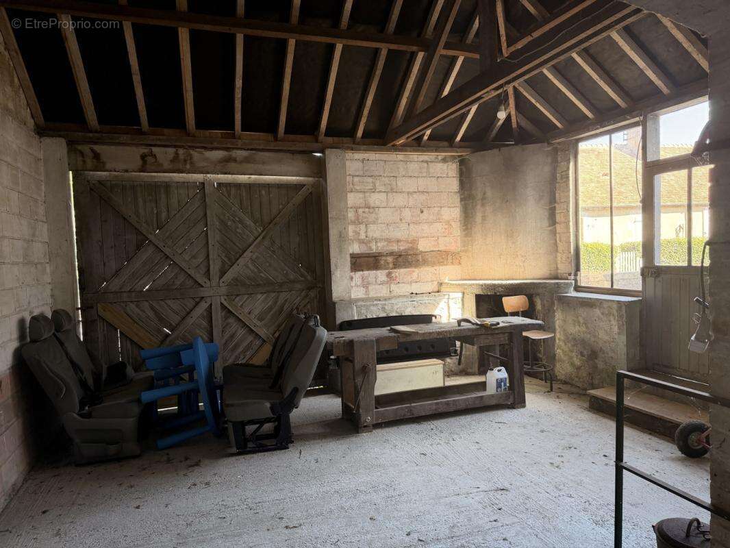 Maison de caractère à vendre au cœur du village de René - photo 16
