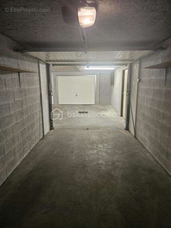 Garage dans copropriété sécurisée - photo 4