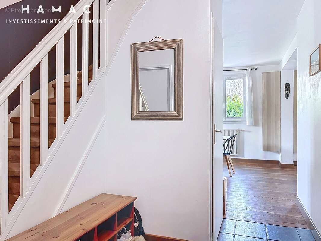 Maison à SAINTE-FOY-LES-LYON