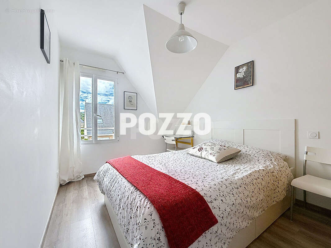 Maison à JULLOUVILLE