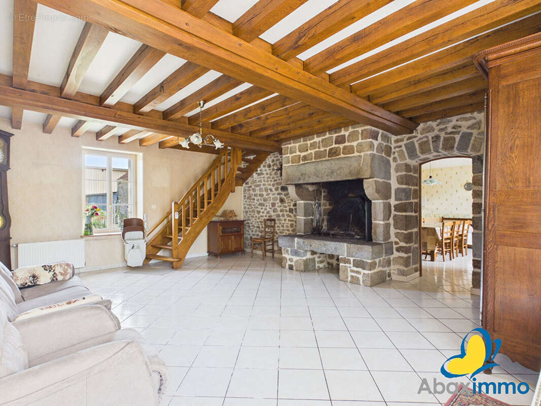 Maison à SAINTE-MARIE-LA-ROBERT