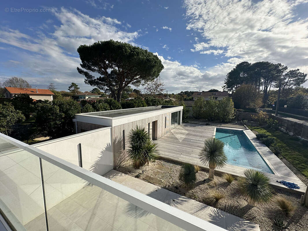 Maison à GUJAN-MESTRAS