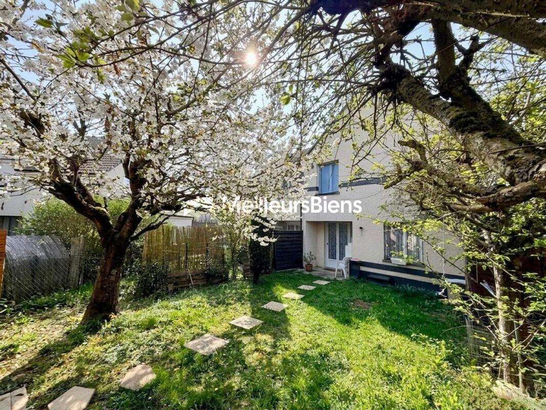 Maison à COURDIMANCHE