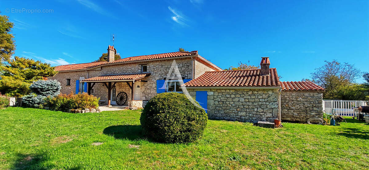 Maison à LACAPELLE-CABANAC