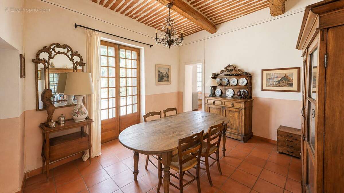 Superbe maison de village avec terrasse et cave - photo 6