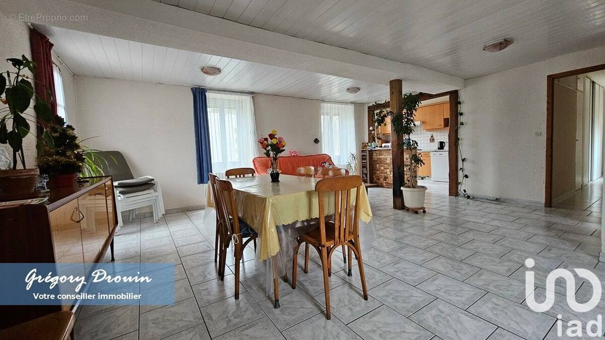 Photo 1 - Maison à BROMEILLES