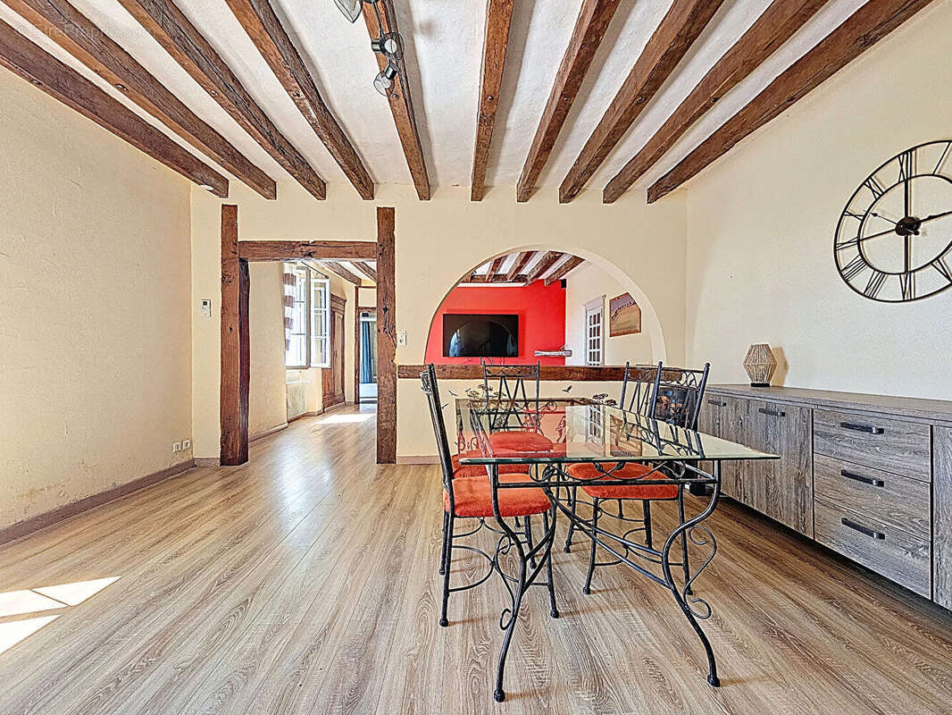 Maison à SAINT-SYLVAIN-D'ANJOU