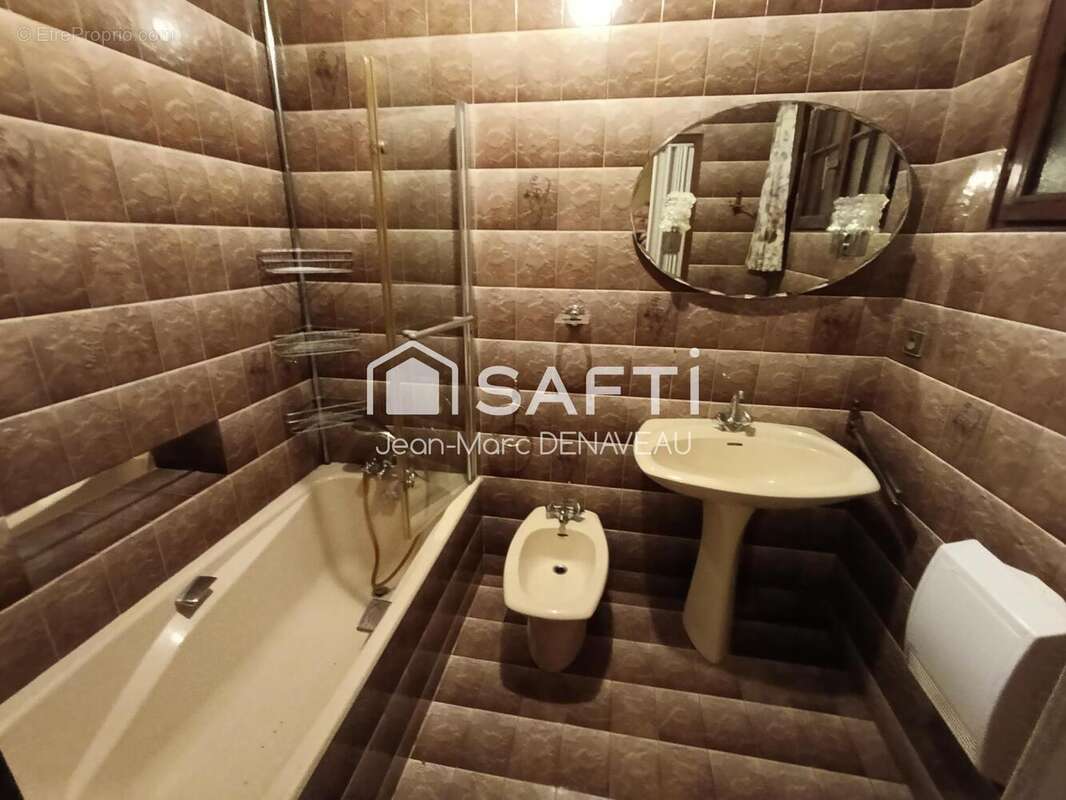 Photo 8 - Maison à HUISMES